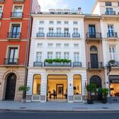 Riverside Residence