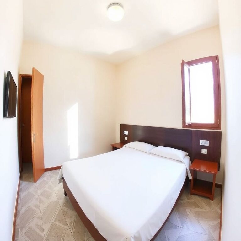 Harbour Inn — view 2